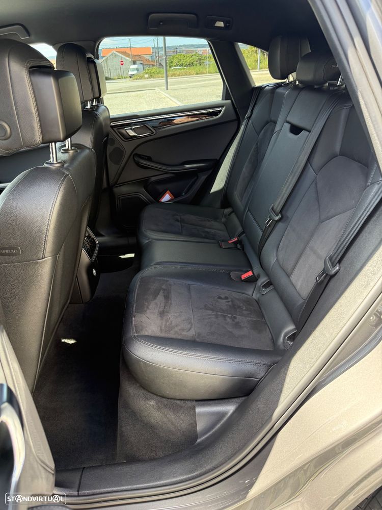 Porsche Macan S - 13