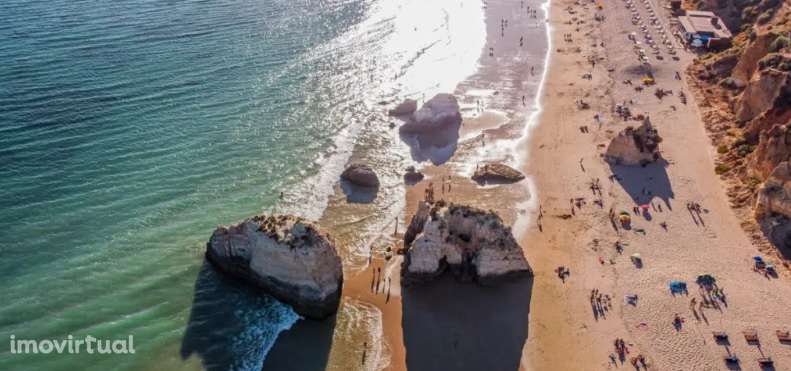 Construa o Lar dos Seus Sonhos em Portimão: Lote Urbano com Potencial - Grande imagem: 5/8