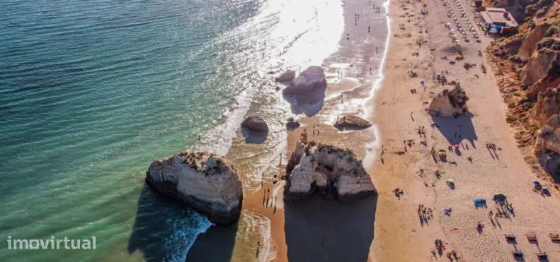 Construa o Lar dos Seus Sonhos em Portimão: Lote Urbano com Potencial - Grande imagem: 5/8