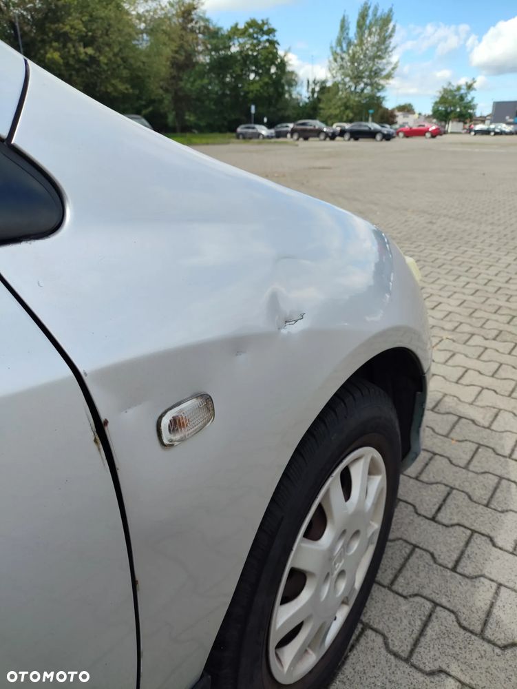 Honda Civic 1.4i LS - 14