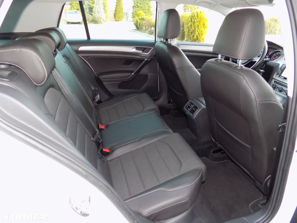 Volkswagen Golf 2.0 BlueTDI DSG Highline - 21