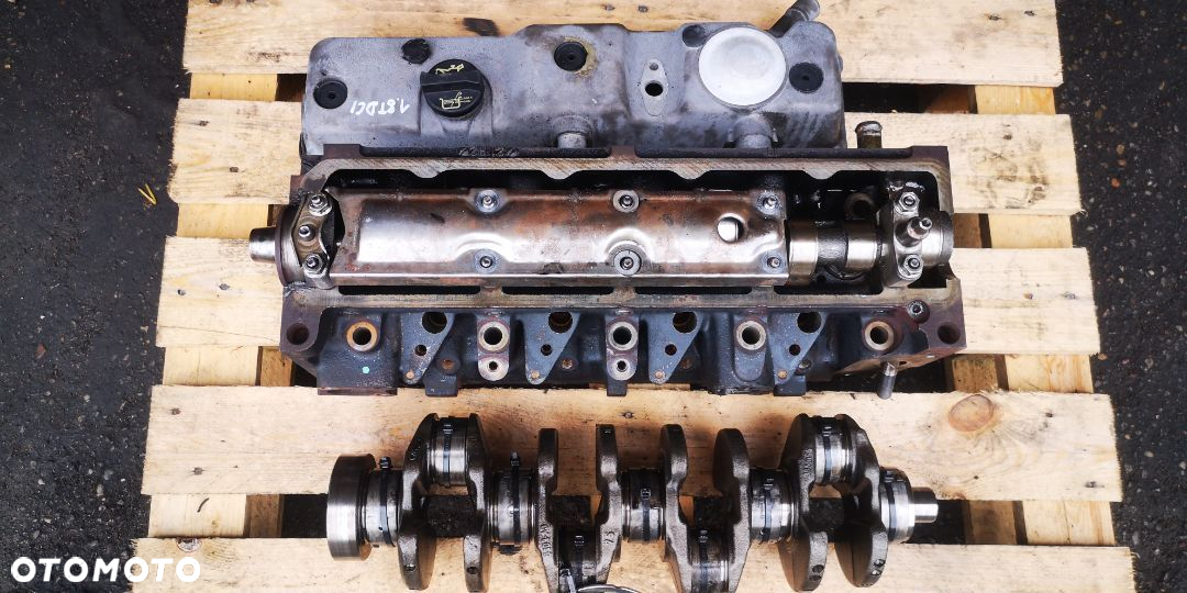 Głowica pokrywa smok wał korbowy Ford 1.8 tdci - 2
