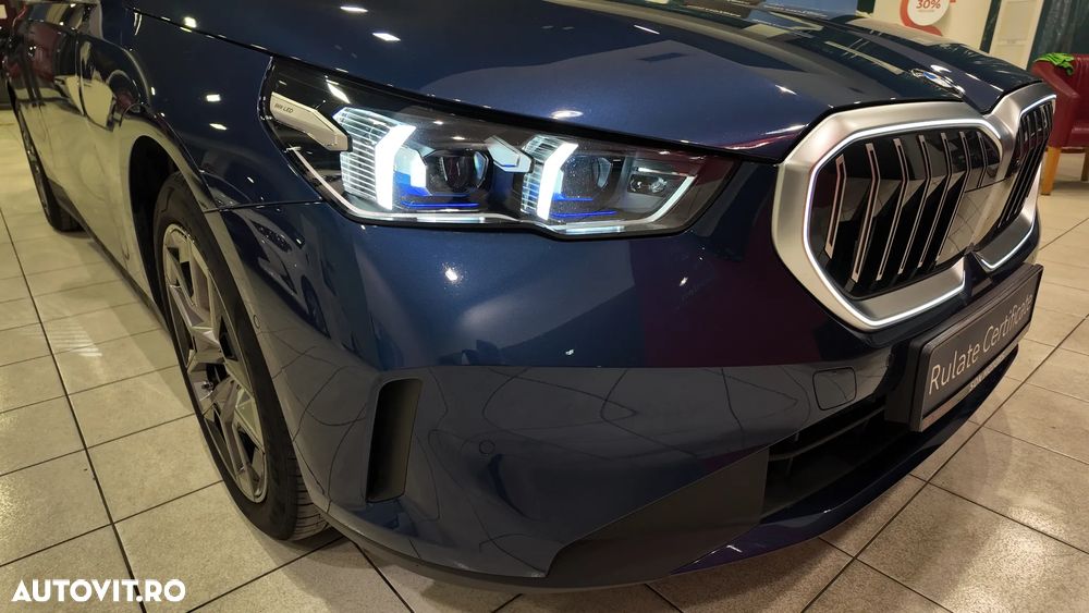 BMW Seria 5 520d xDrive AT MHEV - 9