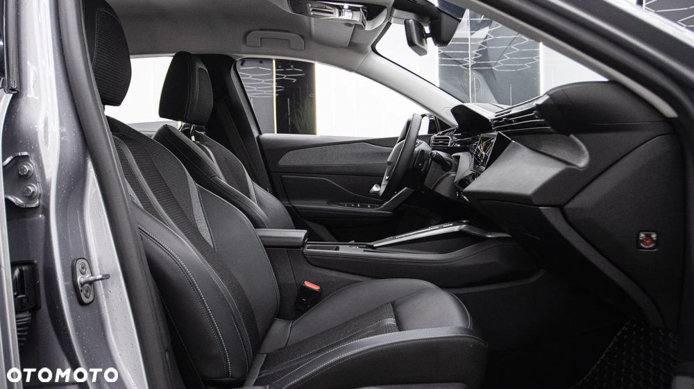 Peugeot 308 1.2 PureTech Allure S&S EAT8 - 19