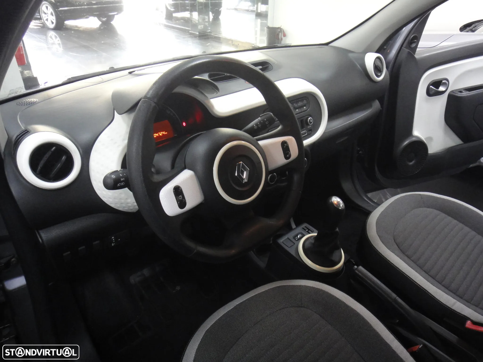 Renault Twingo SCe 70 Dynamique - 12