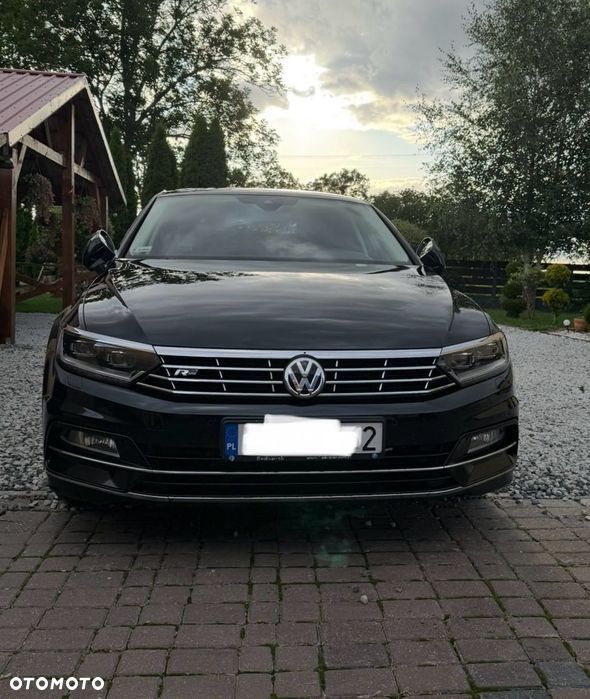 Volkswagen Passat - 4