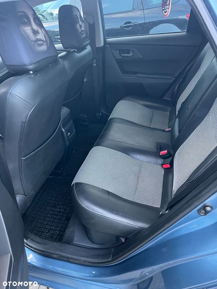 Toyota Auris - 28