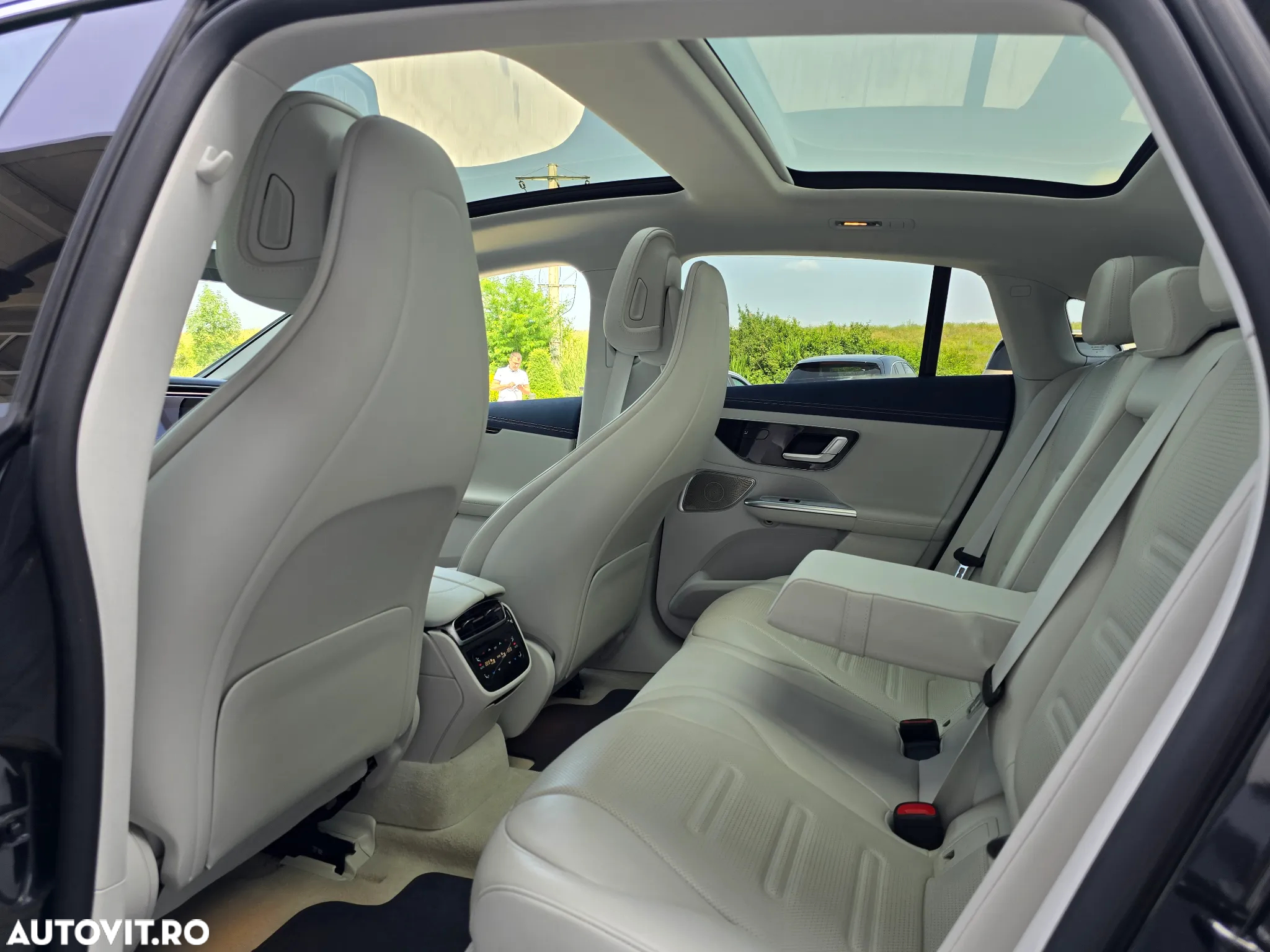 Mercedes-Benz EQE AMG 43 4MATIC - 8