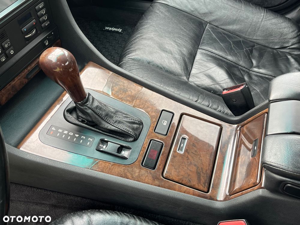 BMW Seria 7 - 31