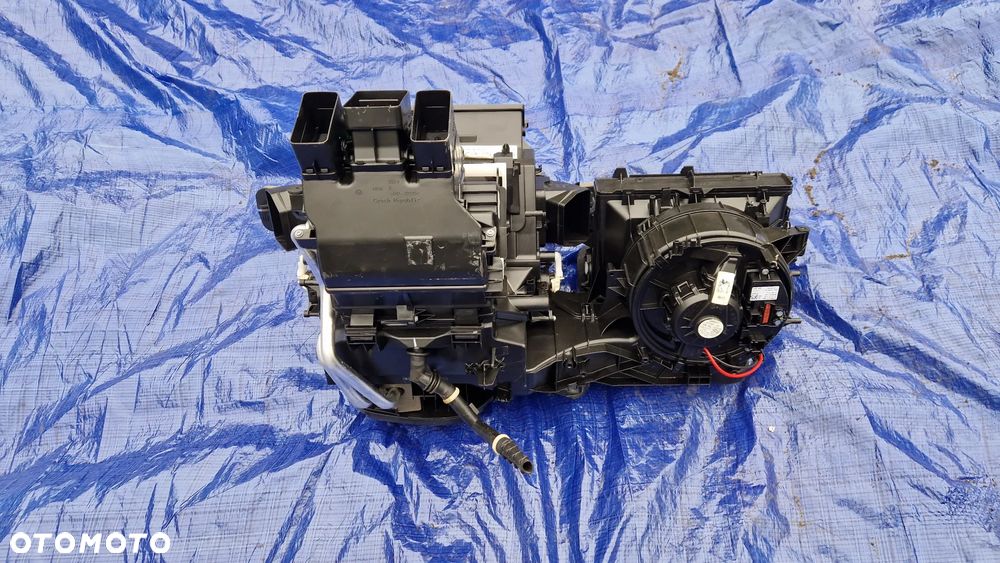 VW Passat B8 Arteon Nagrzewnica dmuchawa kompletna europa 5WB816001A - 2