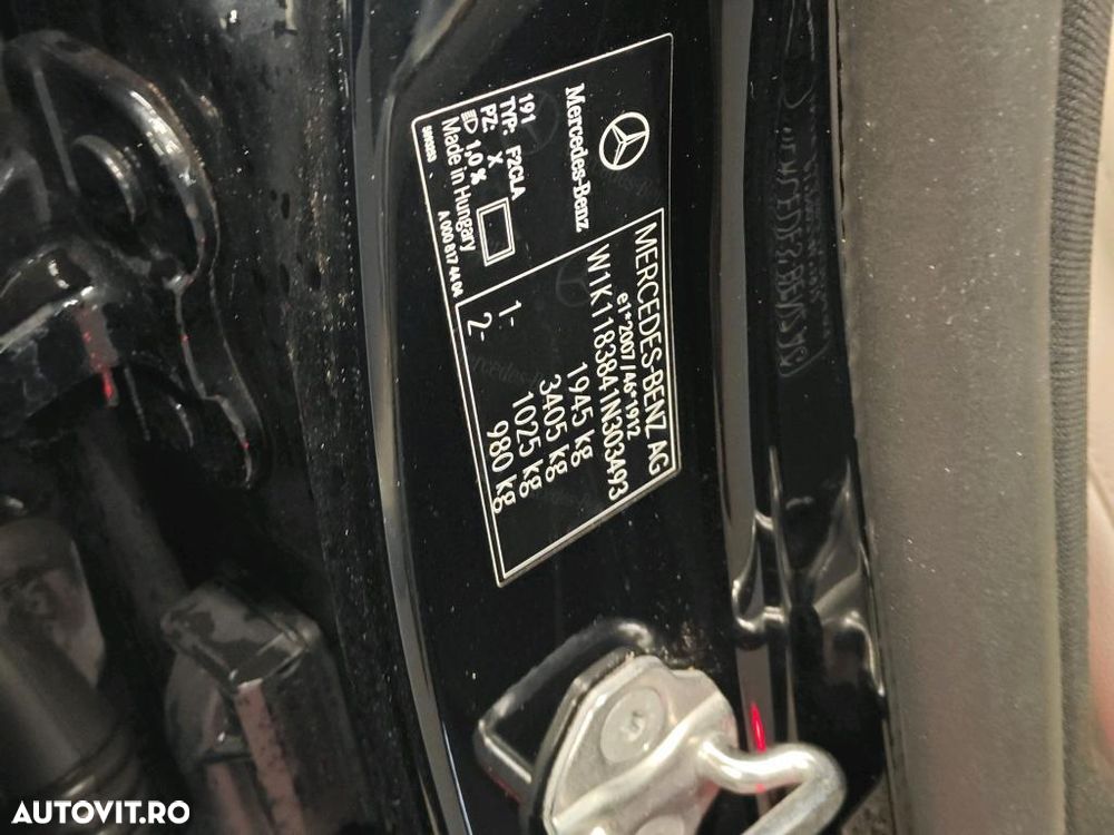 Mercedes-Benz CLA 180 7G-DCT Edition Progressive Line - 14