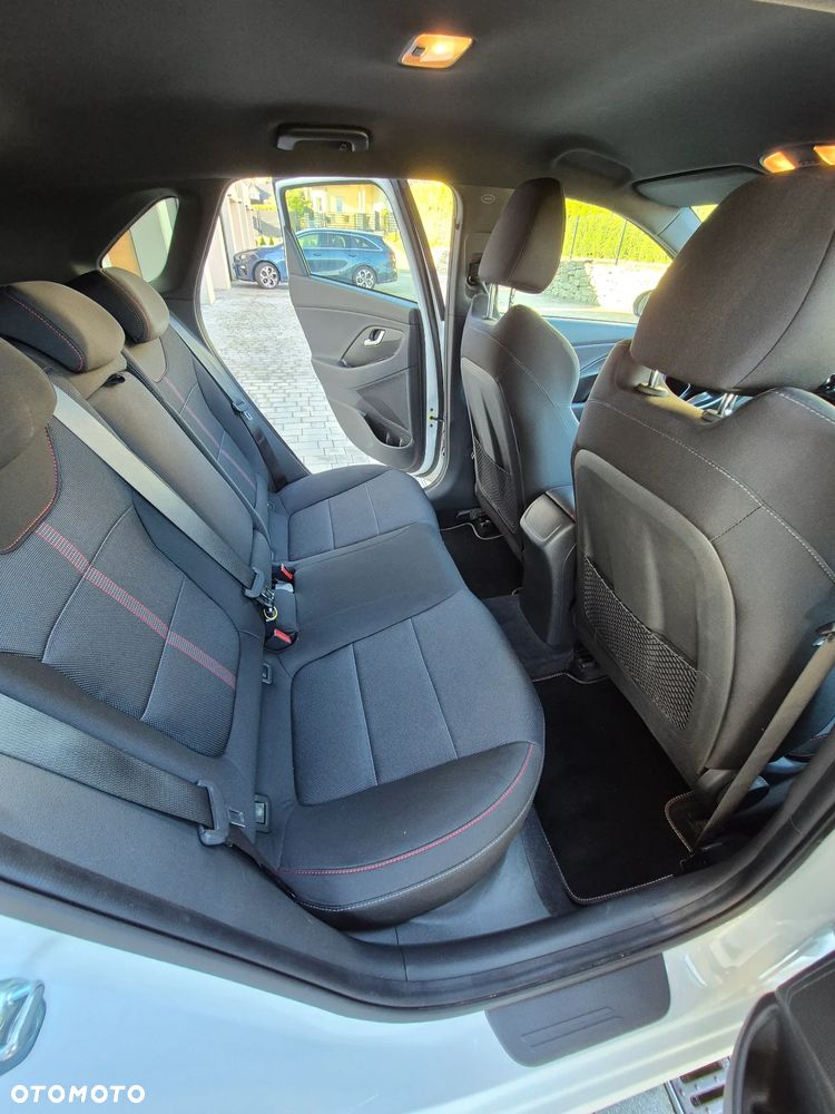 Hyundai i30 - 16