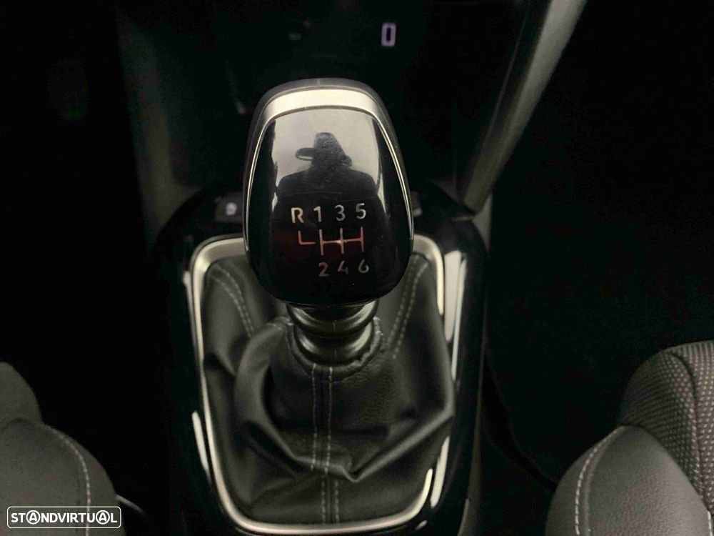 Opel Corsa 1.2 T GS - 10