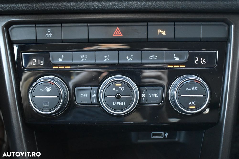 Volkswagen T-Roc 1.5 TSI DSG Sport - 20