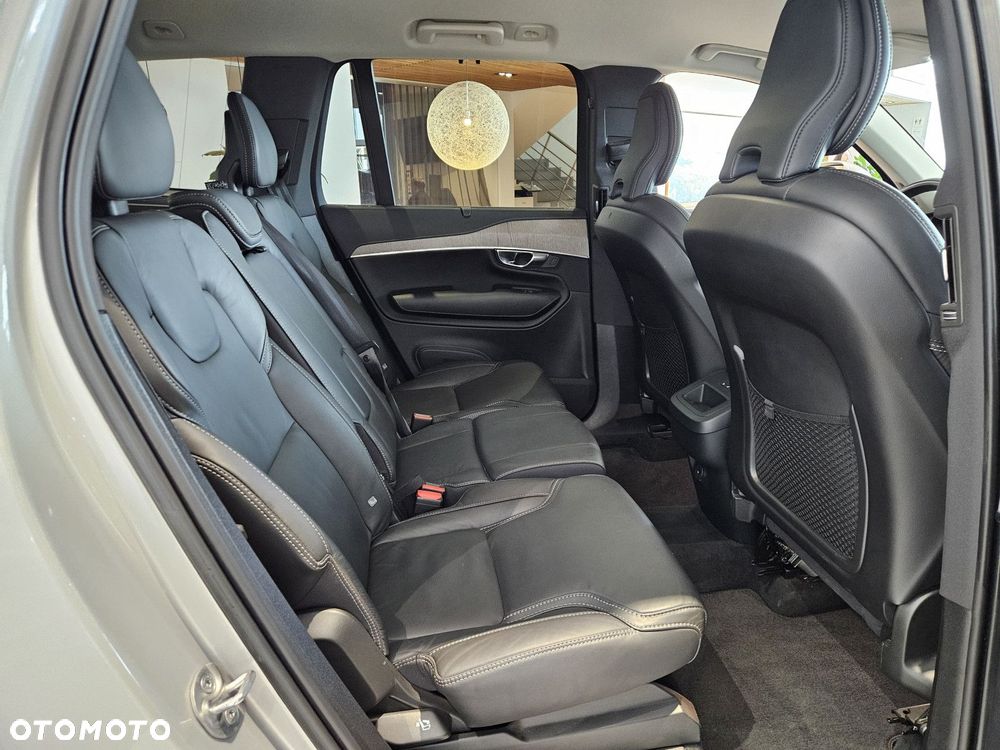 Volvo XC 90 - 27