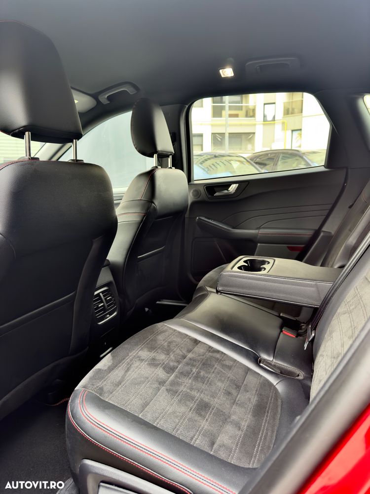 Ford Kuga 2.5 Duratec FHEV 4x4 ST-LINE X - 9