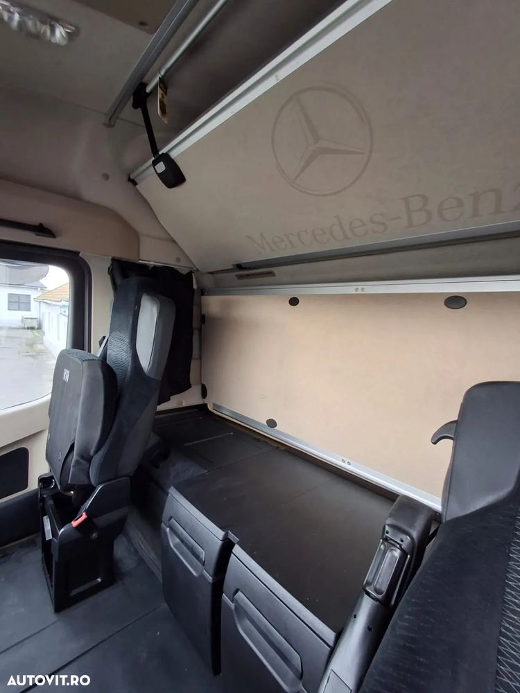 Mercedes-Benz ACTROS MP4 - 7