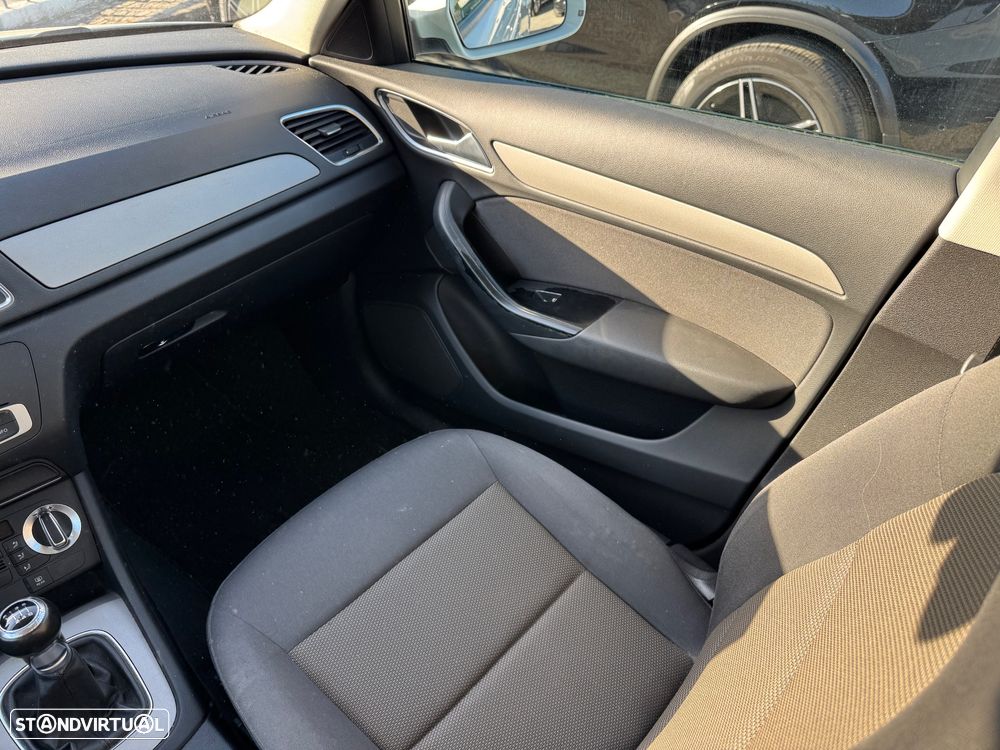 Audi Q3 2.0 TDI Sport - 17