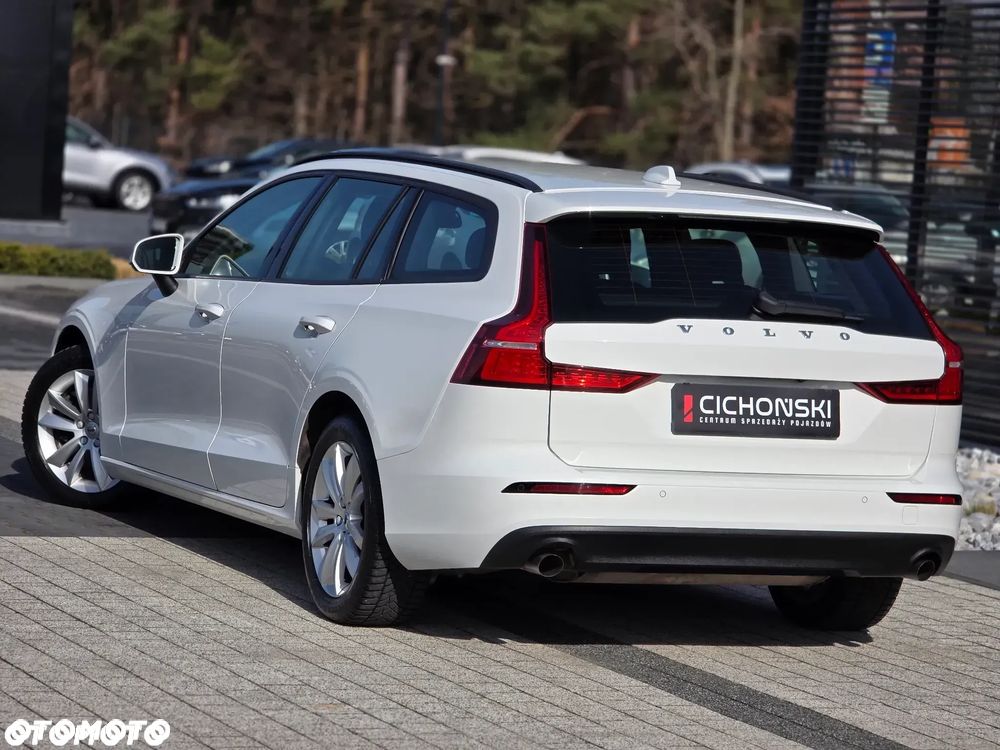 Volvo V60 B3 B Momentum Pro - 5