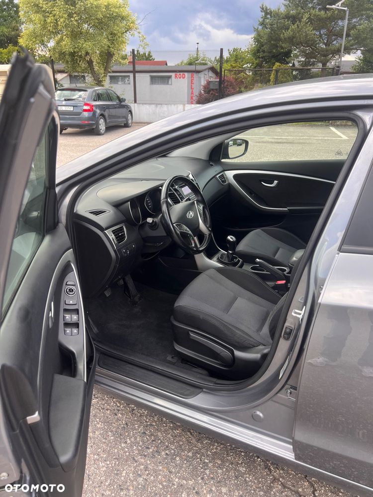 Hyundai i30 1.4 Premium - 30