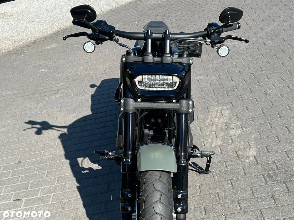 Harley-Davidson Softail Fat Bob - 10