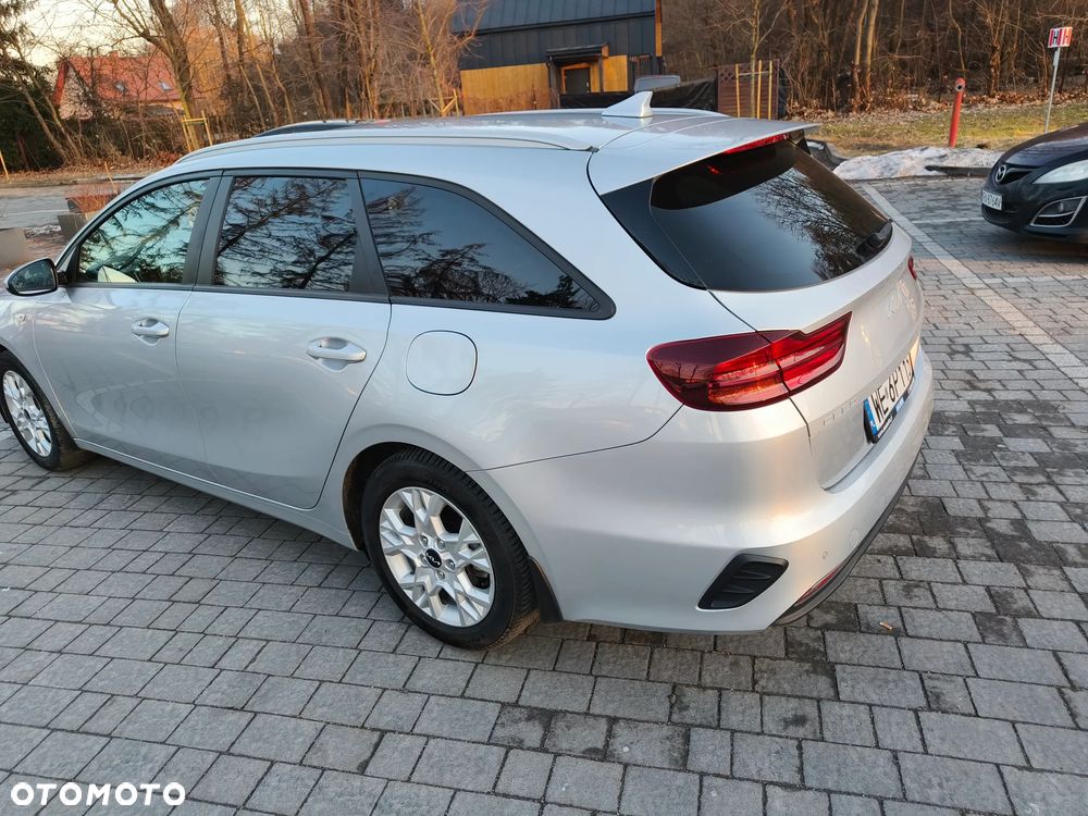 Kia Ceed - 4