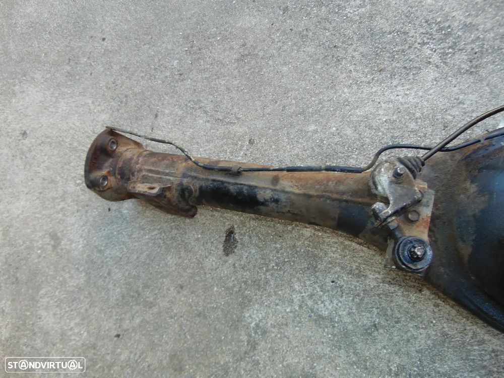 Isuzu Trooper eixo traseiro - 8