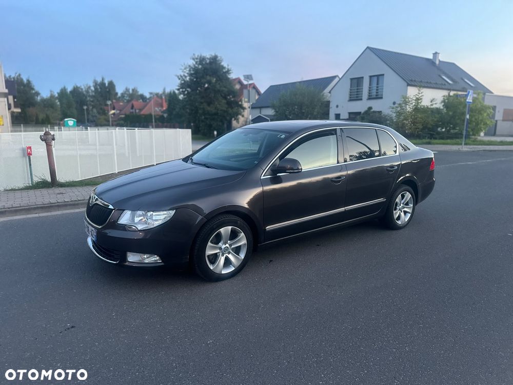 Skoda Superb 2.0 TDI Platinum - 13