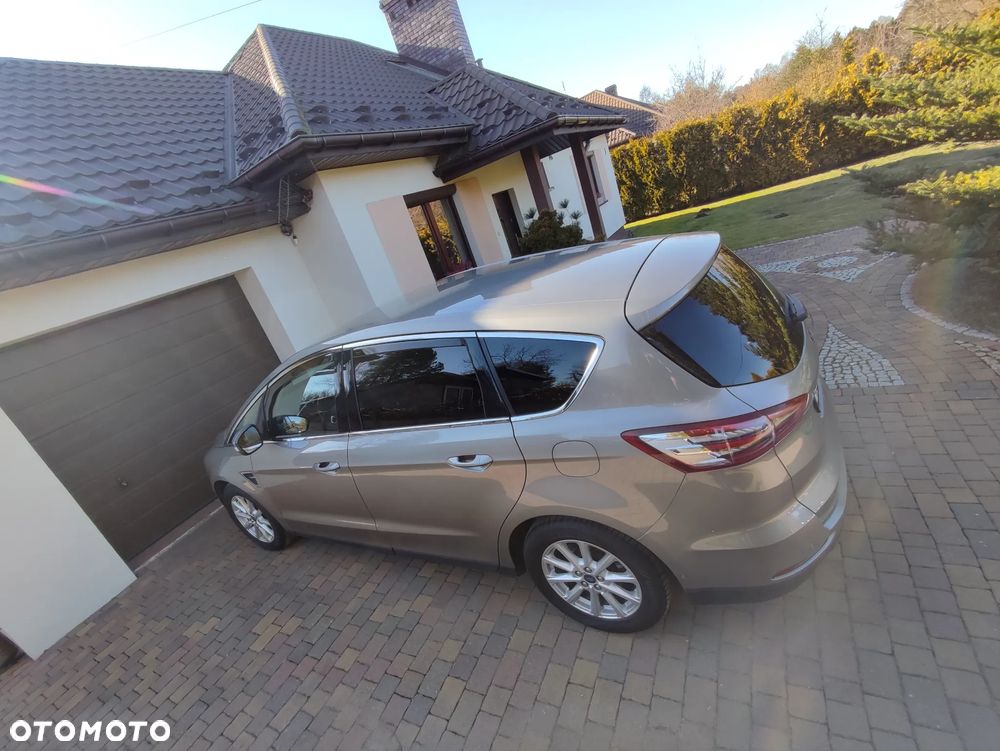 Ford S-Max - 40