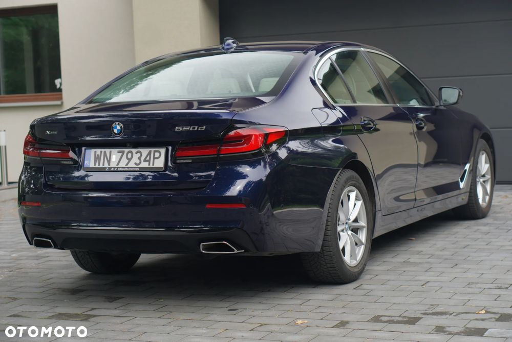 BMW Seria 5 520d xDrive MHEV - 6