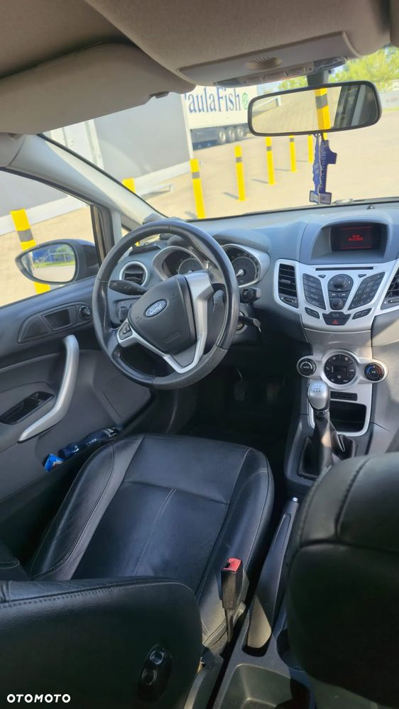 Ford Fiesta - 7
