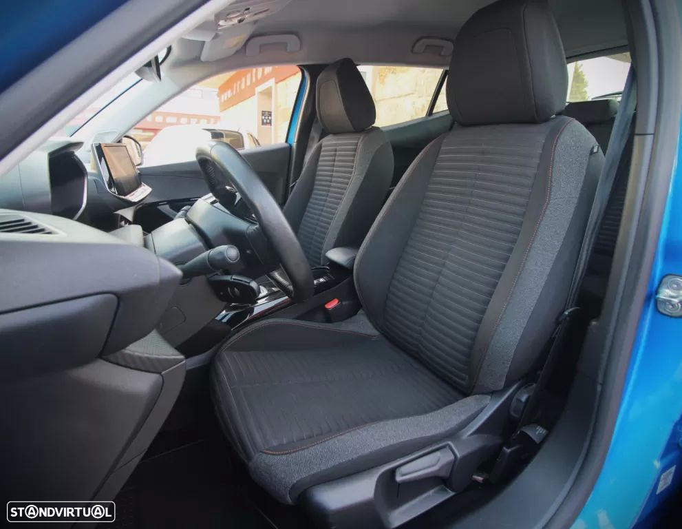 Peugeot e-2008 Active Pack - 22