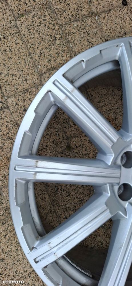 AUDI Q7 SQ7 II 4M0 felga 20" 9.0Jx20 et33 5x112 silver 4M0601025AE - 9