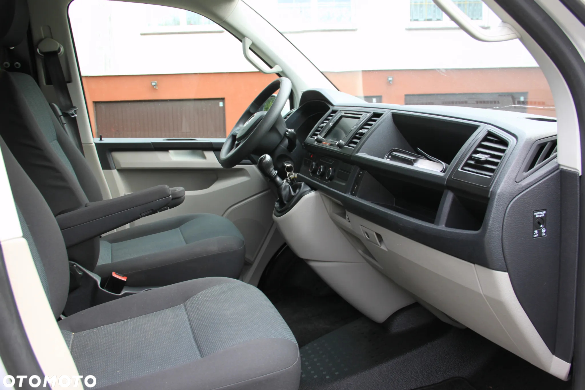 Volkswagen Transporter T6 - 18