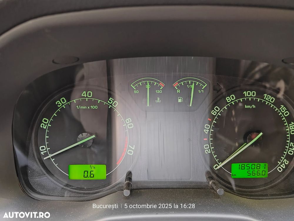 Skoda Octavia Tour 1.6 - 2