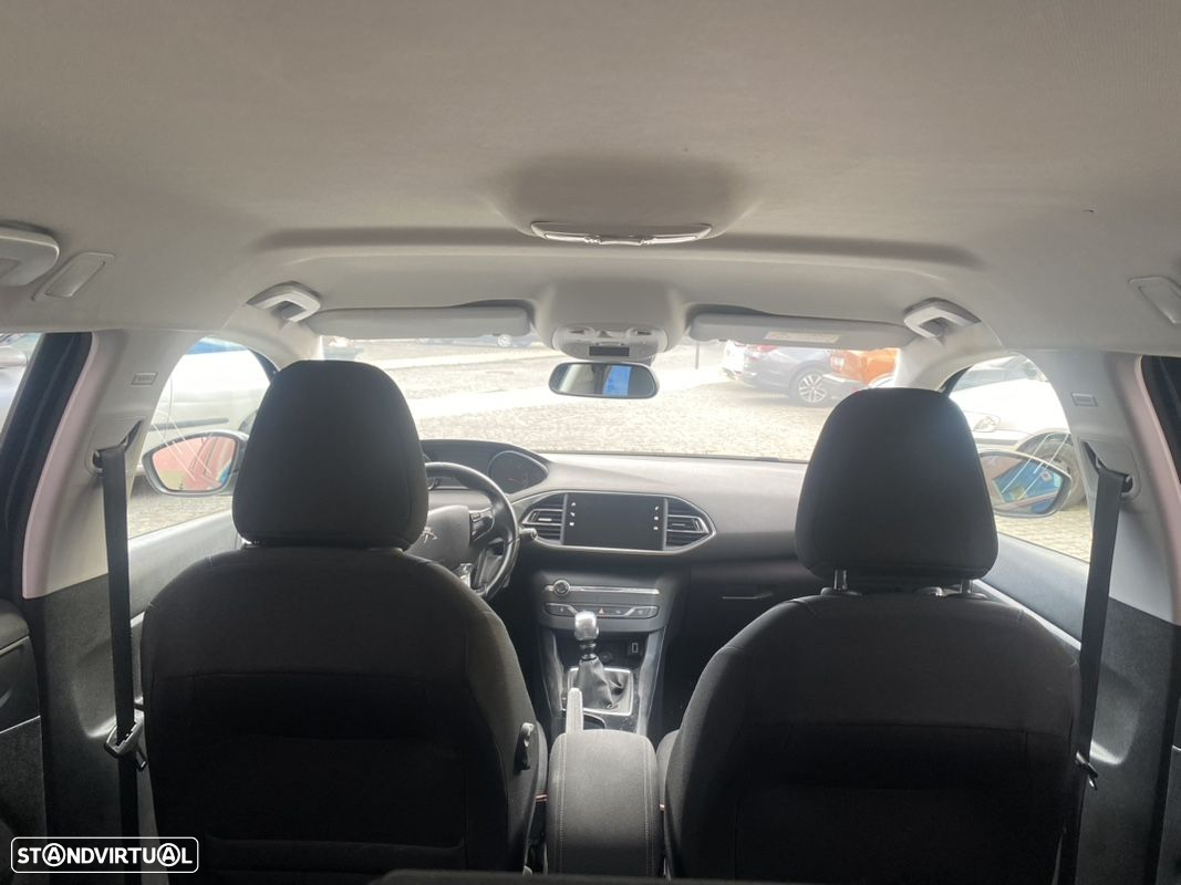 Peugeot 308 SW 1.5 BlueHDi Style - 24