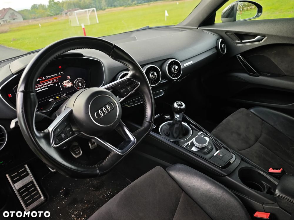 Audi TT Coupé - 15