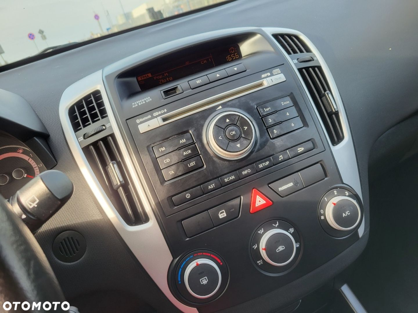 Kia Ceed - 23