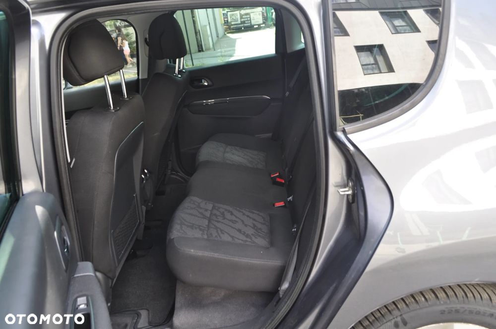 Peugeot 3008 2.0 HDi Premium - 8