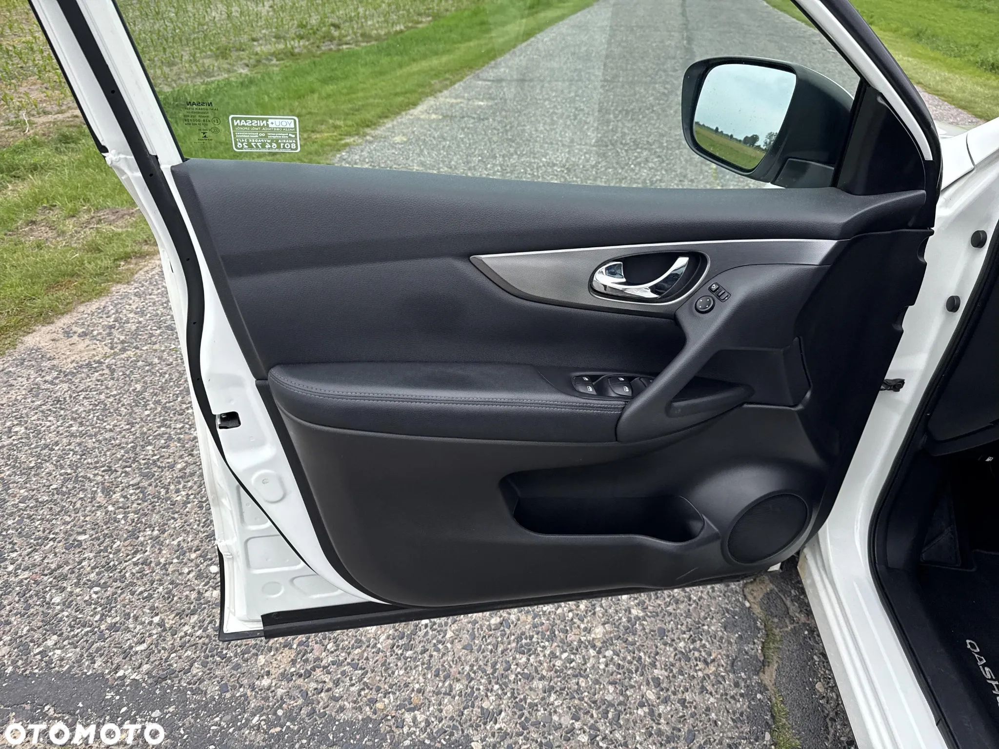 Nissan Qashqai 1.3 DIG-T N-Connecta - 21
