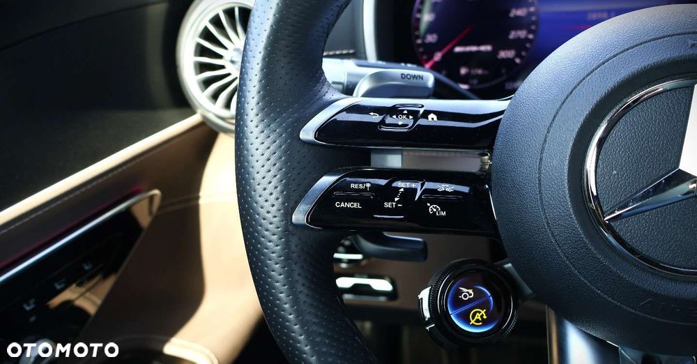 Mercedes-Benz SL - 32