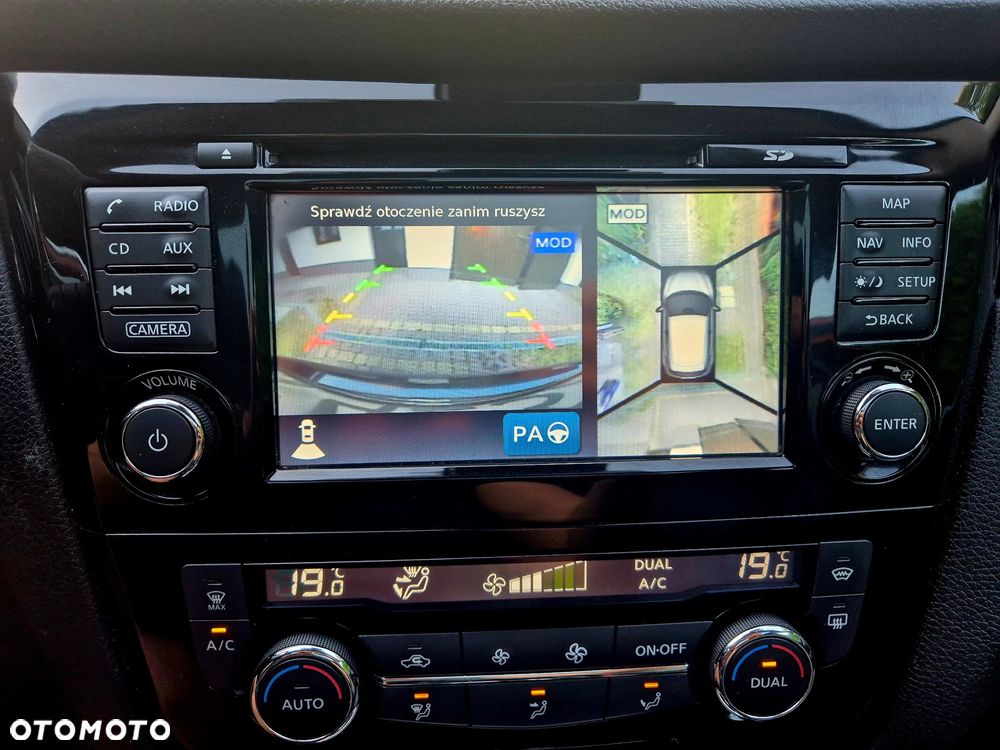 Nissan Qashqai 1.2 DIG-T Tekna Xtronic - 25