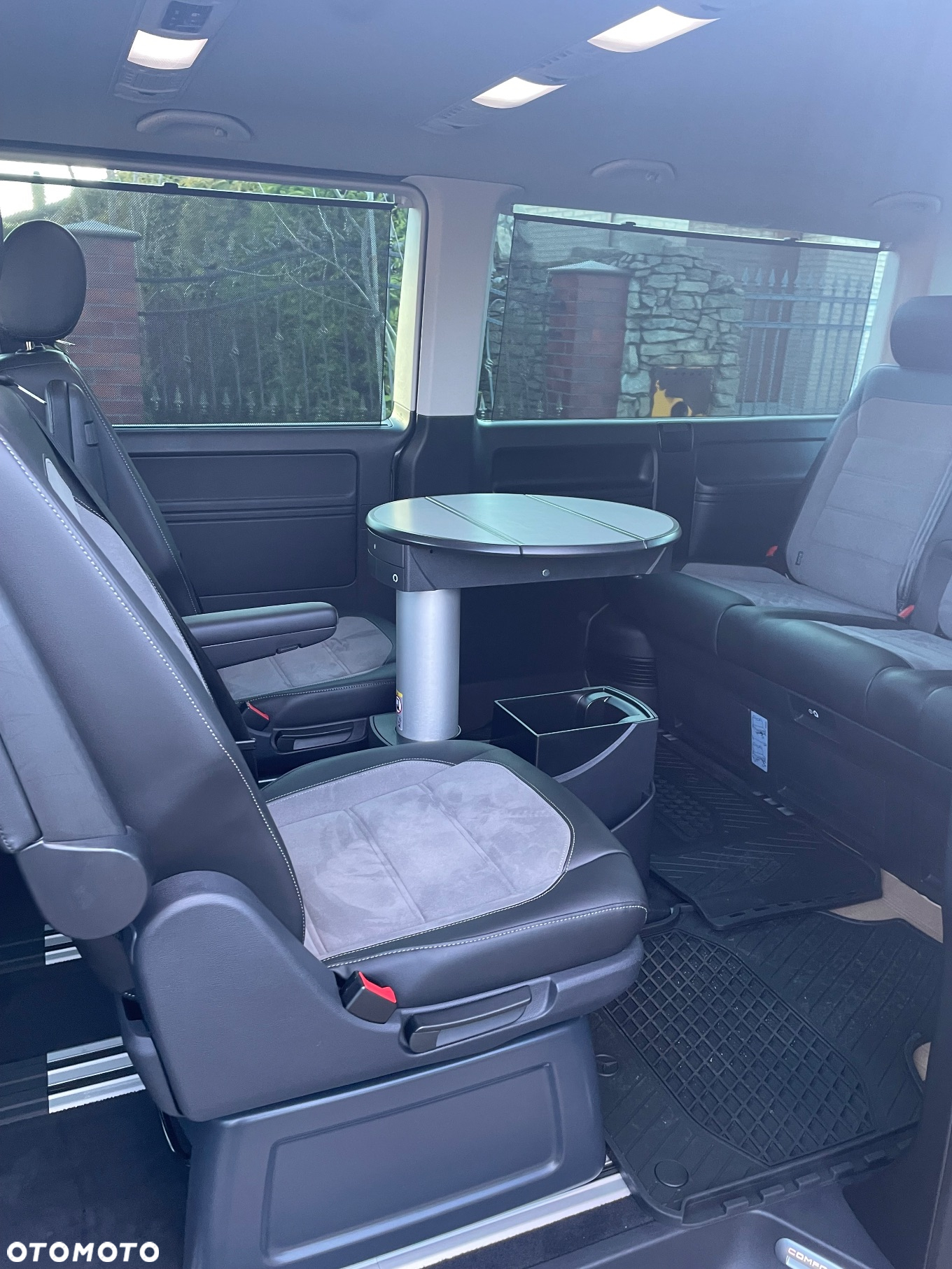 Volkswagen Multivan - 3