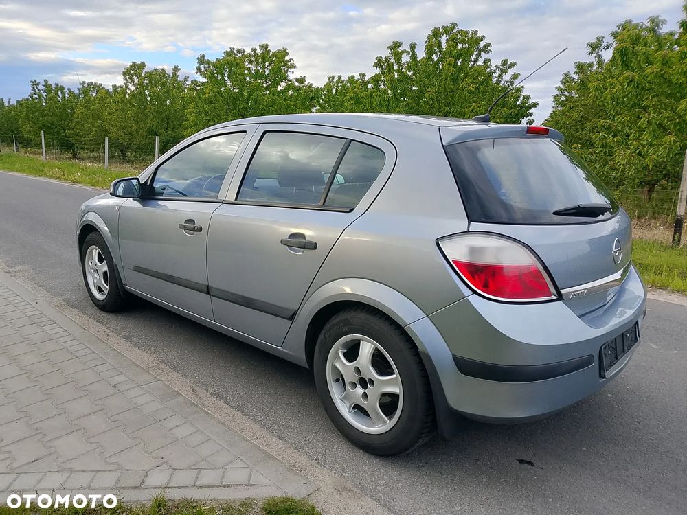 Opel Astra - 3