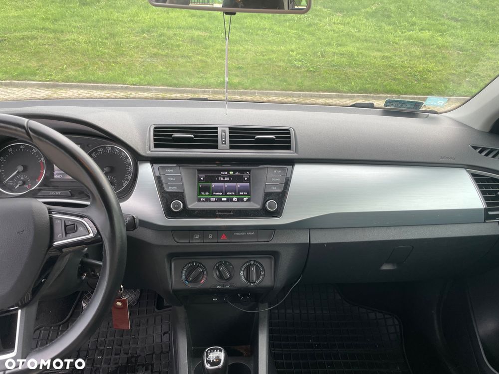 Skoda Fabia 1.0 TSI Active - 5