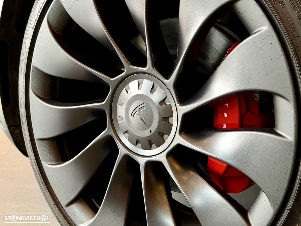 Tesla Model Y Performance Tração Integral - 9