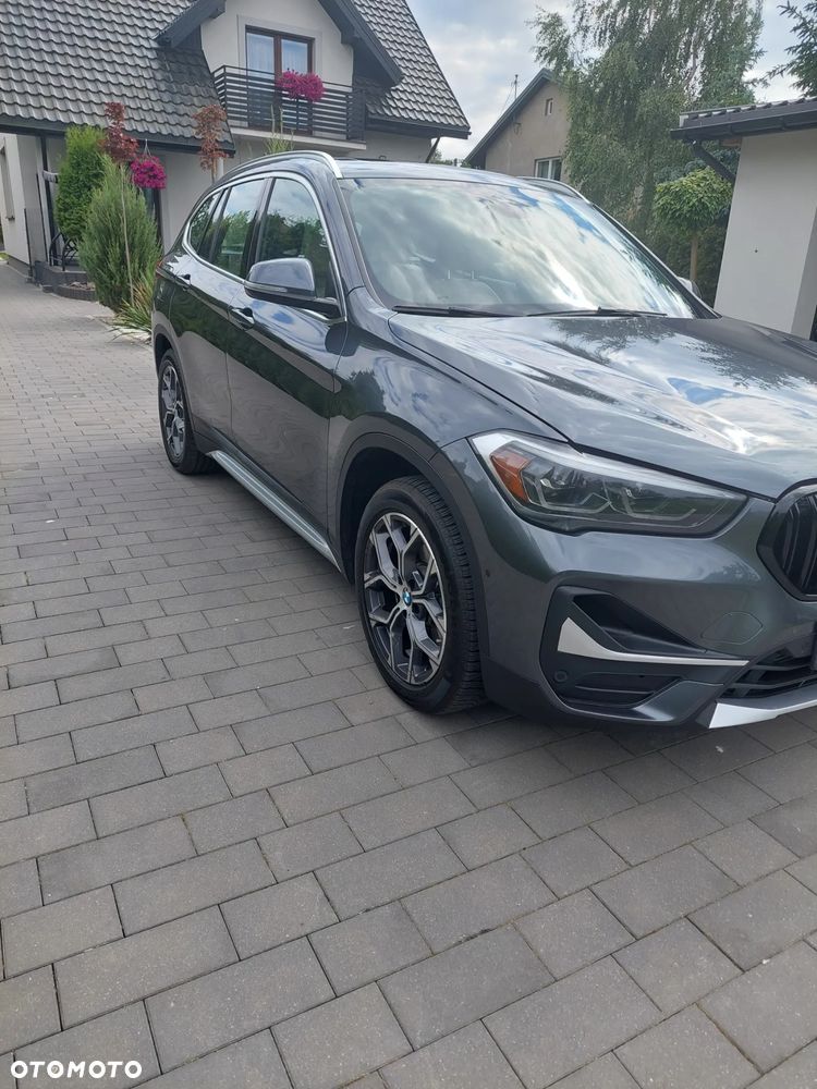 BMW X1 - 10
