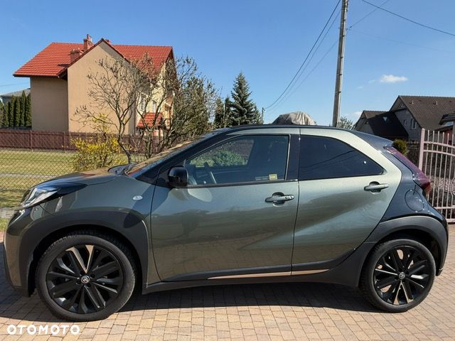 Toyota Aygo x.shift x-play connect - 3