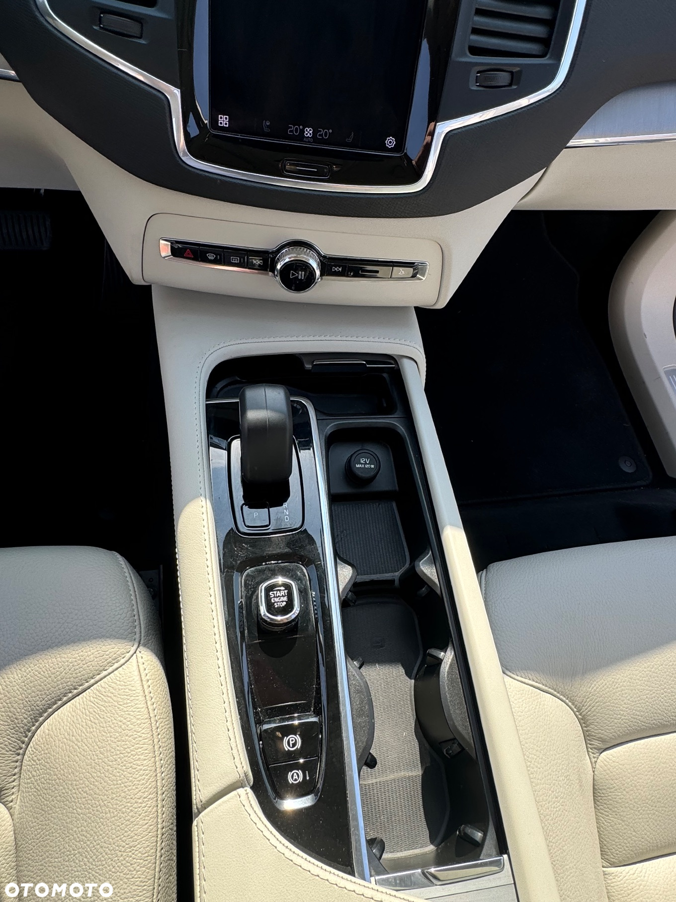 Volvo XC 90 - 29