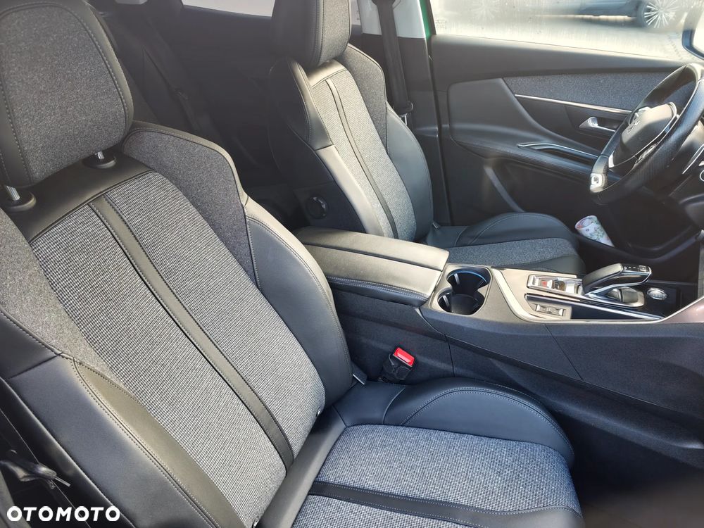 Peugeot 3008 - 21